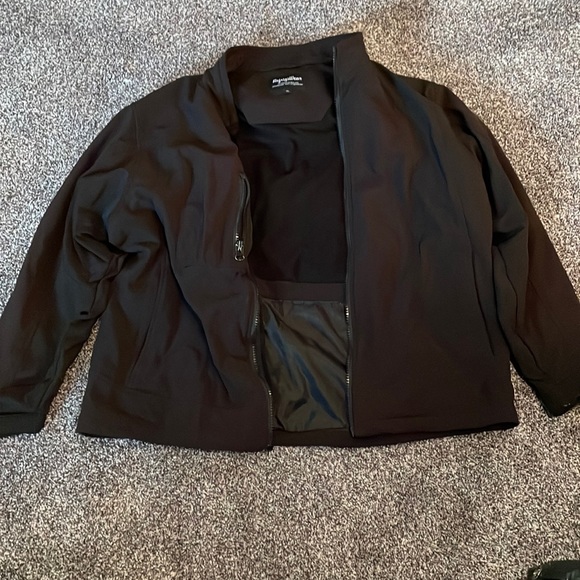 Coat - Picture 1 of 2